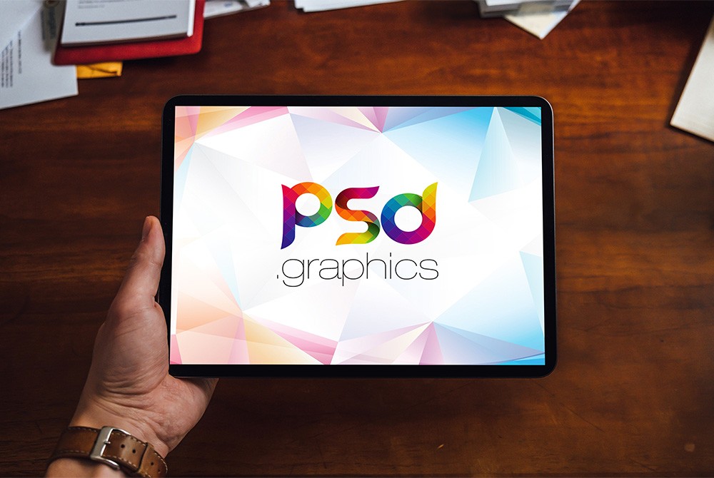 Download Ipad Pro In Hand Mockup Free Download